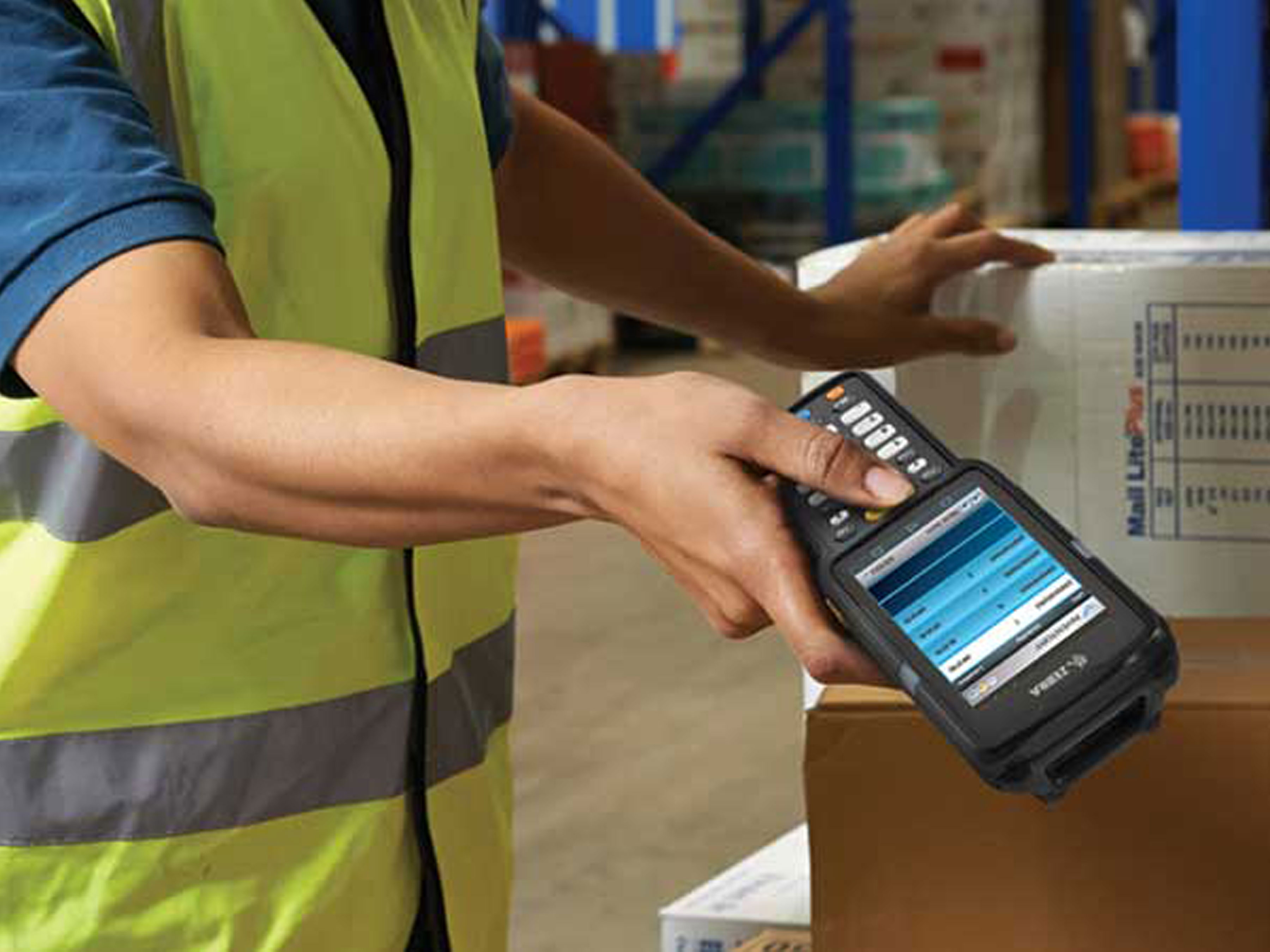 St George, Utah worker with Zebra device